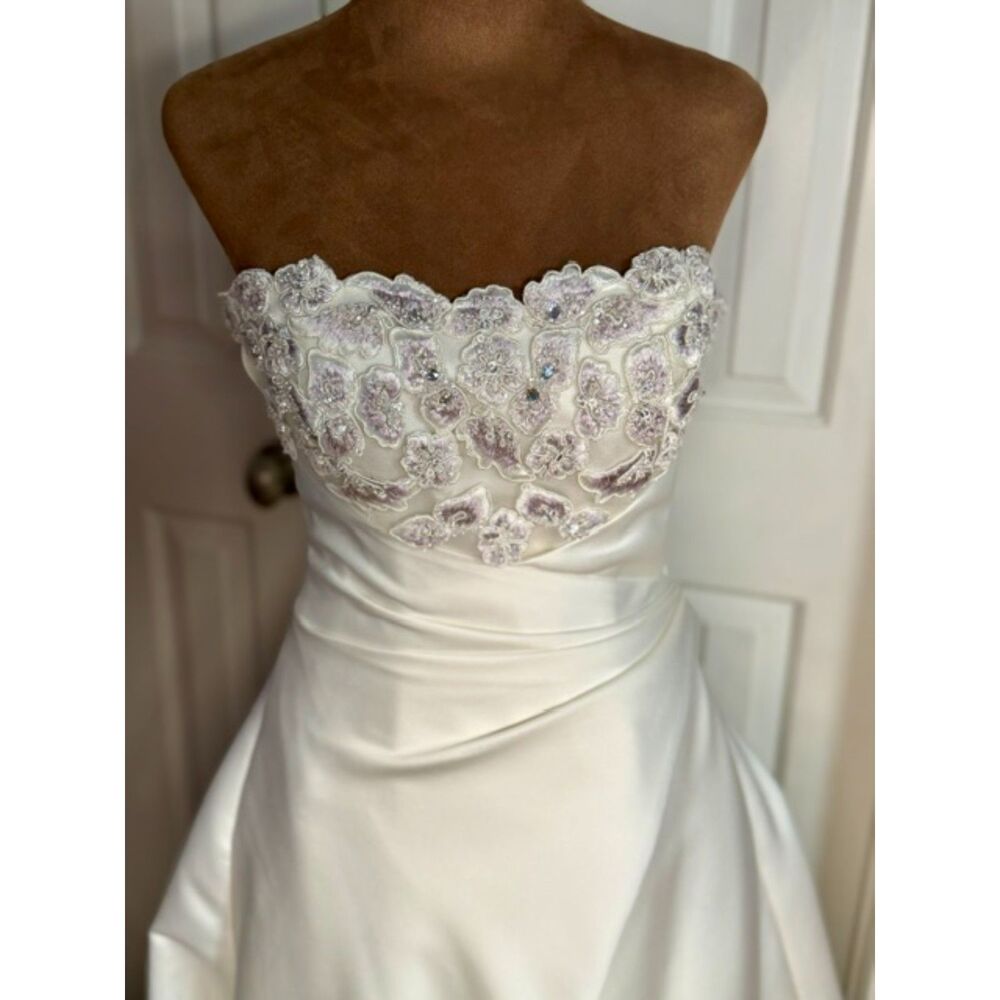 Vintage Maggie Sottero Wedding Dress 8 Lilac Flowers Austrian Crystals Corset